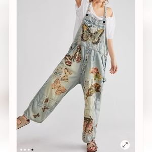 Magnolia pearl butterfly overall New whit tags